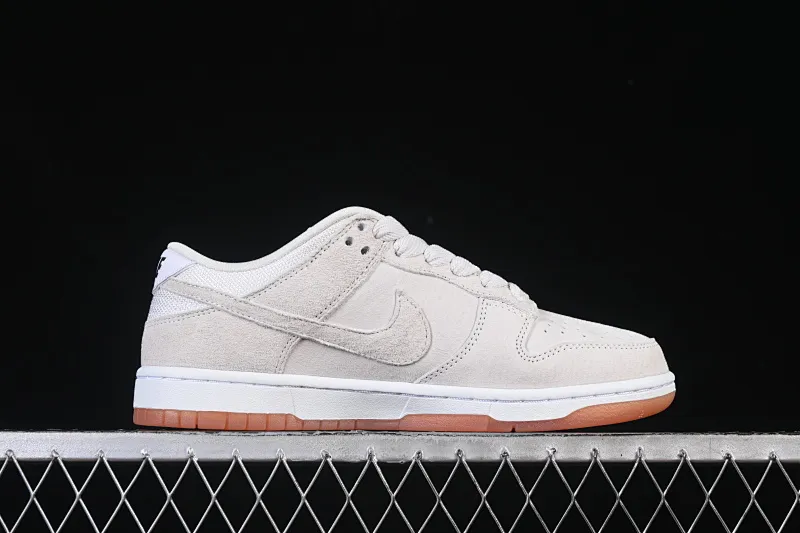 All Categories Nk SB Dunk Series Nk SB Dunk Low Low-top sneakers Nike SB Dunk Low Pro B "Pale Ivory" Ivory Low-top casual sneakers HJ0367-100